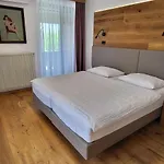 Couette-café Tavcar Ljubljana