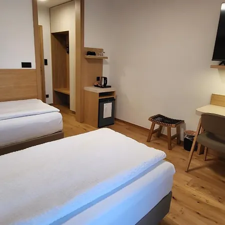 Tavcar Couette-café 3*