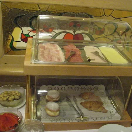塔夫卡尔膳食公寓 卢布尔雅那